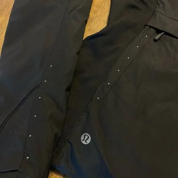lululemon run for the cold black jacket